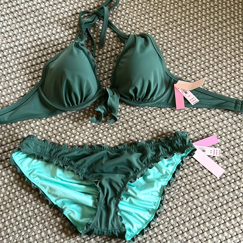 NWT VICTORIA SECRET BIKINI